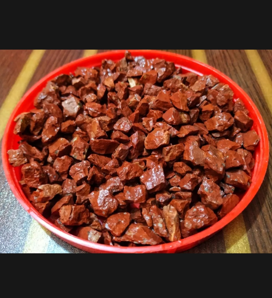 Picture of 1Kg Red Color Stone or Aquarium, Rock Gardens, Cactus Pot, Bamboo Plants, Bonsai Trees Decoration