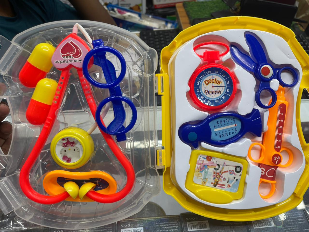 Picture of FAST AID BOX DOCTOR TOY SET FOR KIDS