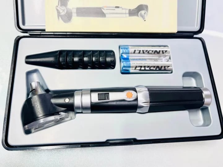  OTOSCOPE – Advanced Diagnostic Ear Examination Tool for Medical Professionals 