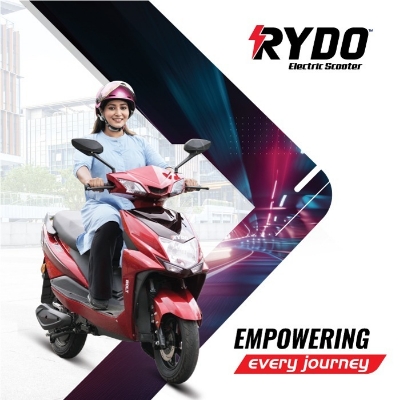 Picture of RYDO Bolt-Red Electric Scooter HIP