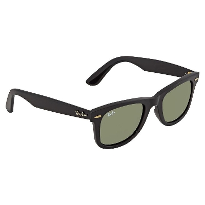Picture of Wayfarer Sunglasses for Discerning Gentlemen - Enjoy Style Sophistication and Sun Protection Picture of Wayfarer Sunglasses for Discerning Gentlemen - Enjoy Style Sophistication and Sun Protection