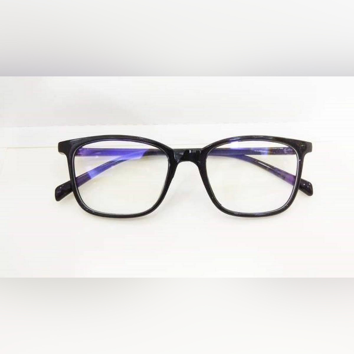 Picture of Black Lens White Frame Casual Sunglasses for Men