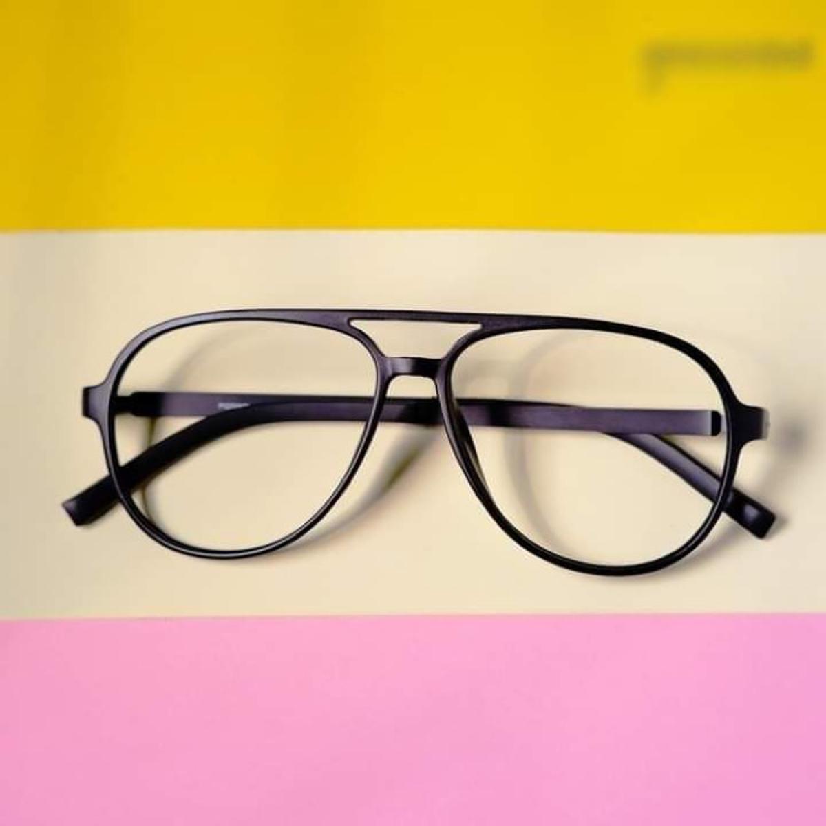 Picture of new frame  for man woman