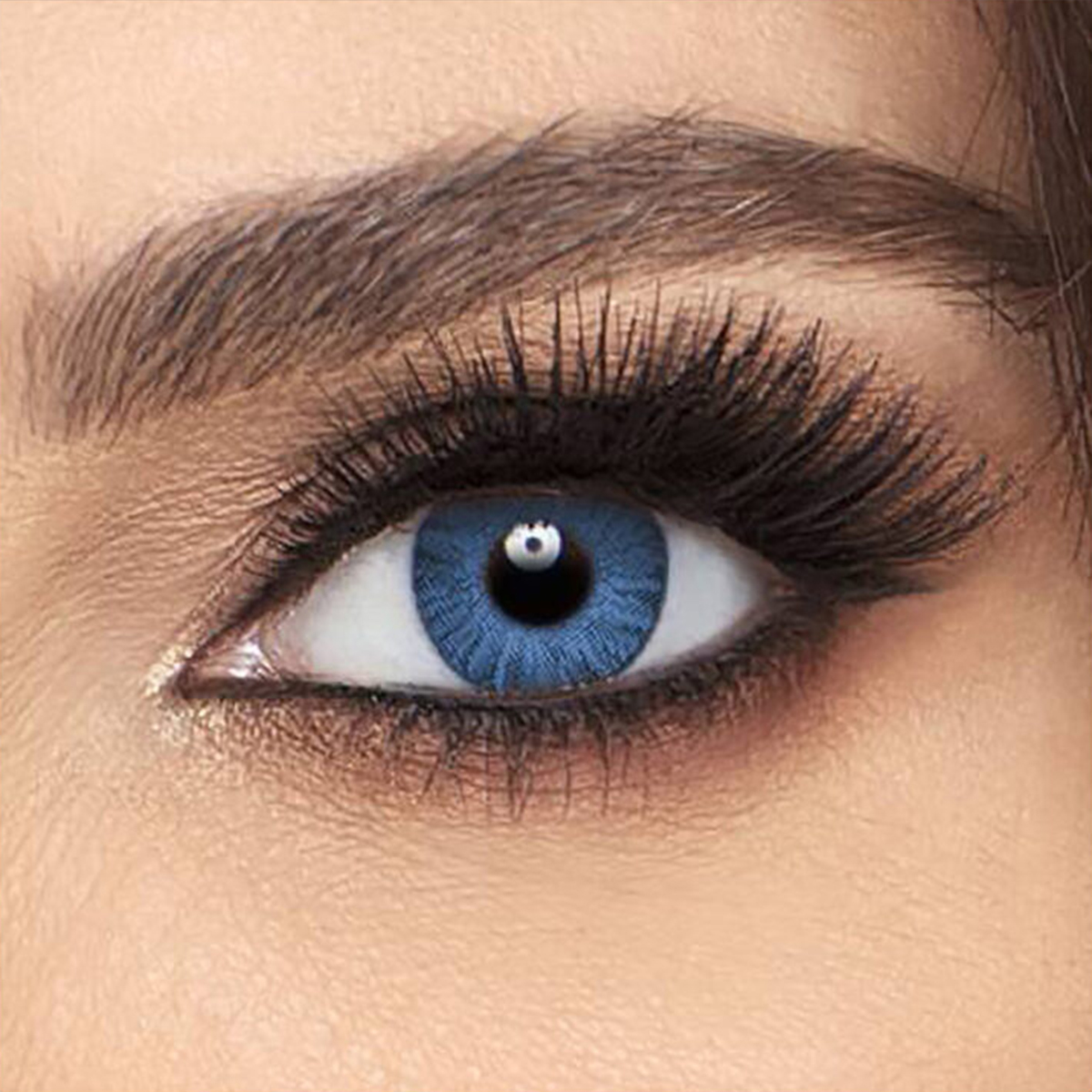 Picture of FreshLook contact lens Brilliant Blue (Full Set) Picture of FreshLook contact lens Brilliant Blue (Full Set)