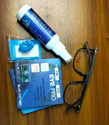 Picture of Trendsetter -Blue Cut UV 420 ANTI BLUE CUT Blue Cutting Lens with Flexible fiber frame & AO-Lens Cleaner- Inventive Choice