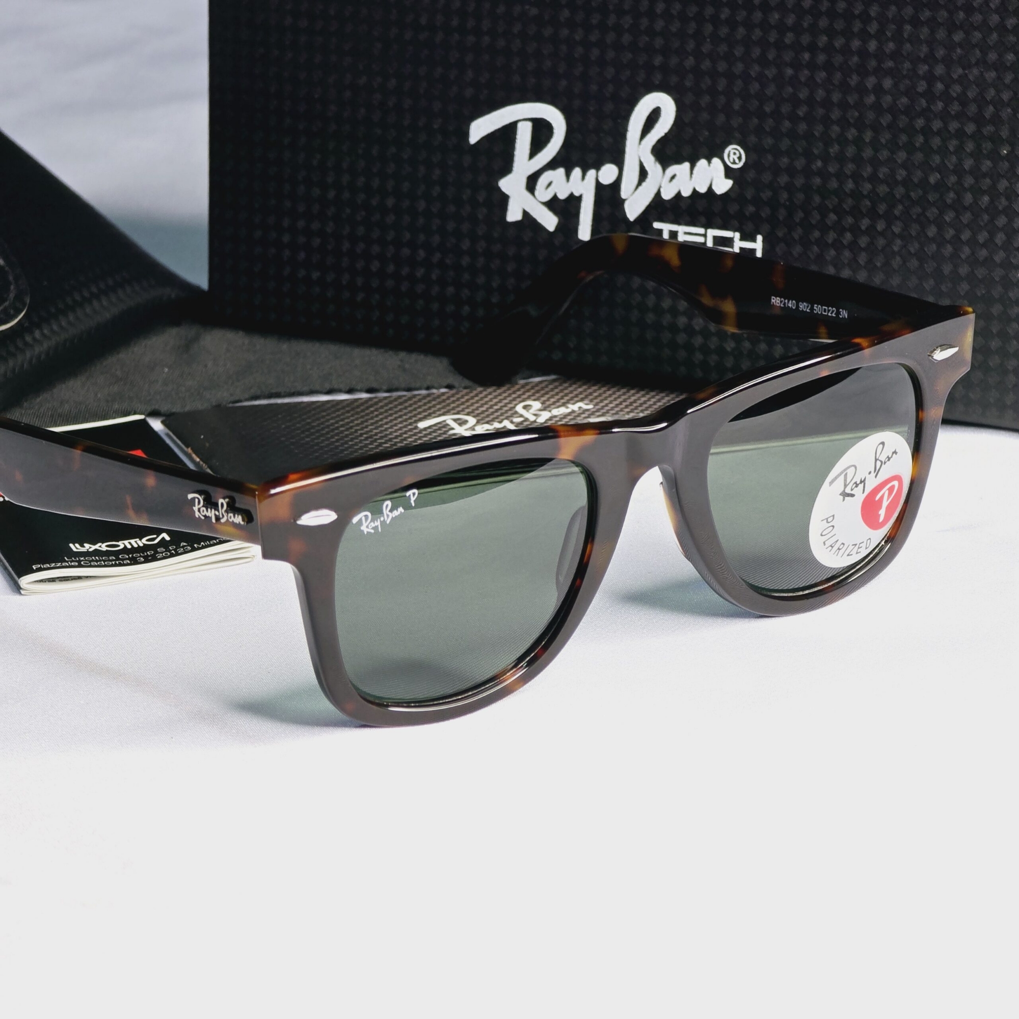 Picture of Ray-Ban Original Wayfarer Sun glass RB 2140 Tortoise/Bottle Green Lens - Polarized (Inner Tinted) Picture of Ray-Ban Original Wayfarer Sun glass RB 2140 Tortoise/Bottle Green Lens - Polarized (Inner Tinted)