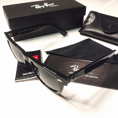 Picture of 6 Pin Ray-Ban RB 2140 Original Wayfarer Sunglasses Black Picture of 6 Pin Ray-Ban RB 2140 Original Wayfarer Sunglasses Black