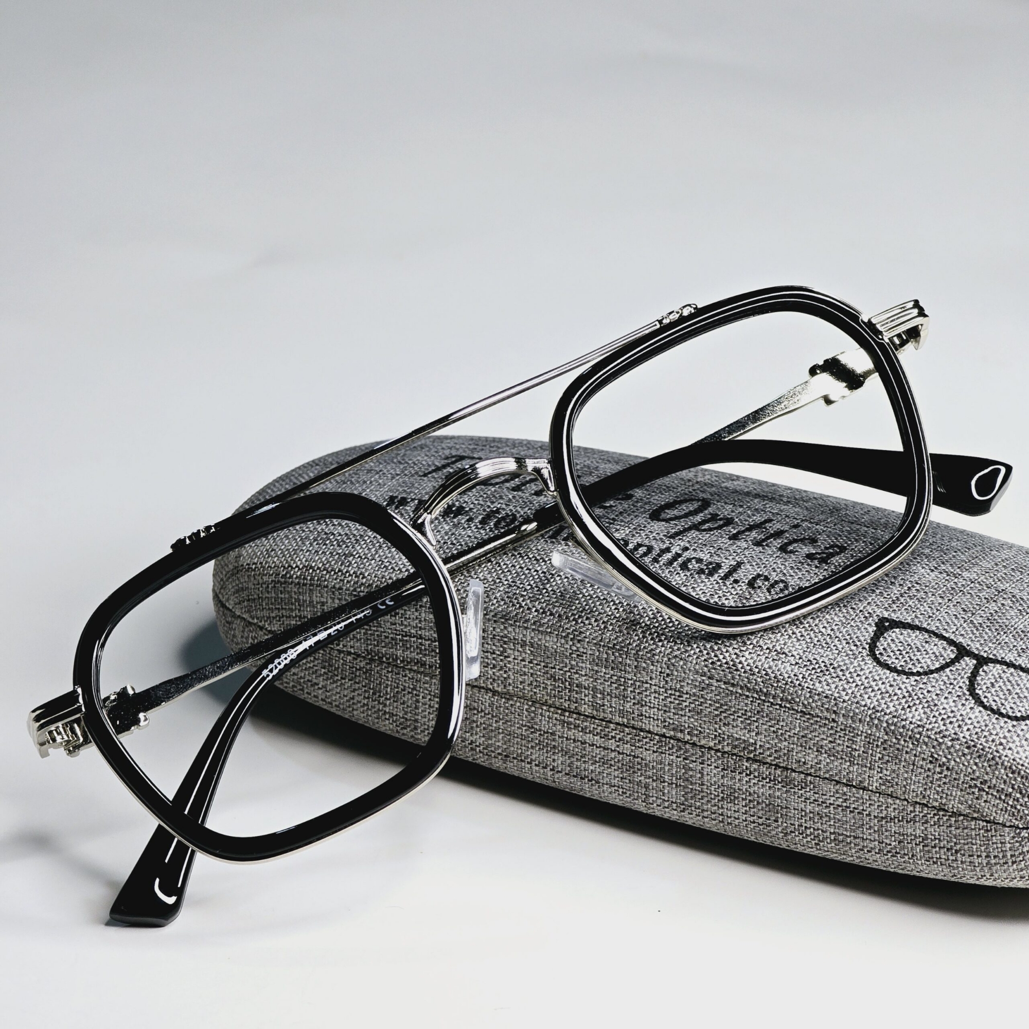 Picture of Frame Glass for men's best-sold classic double bridge Full Metal Picture of Frame Glass for men's best-sold classic double bridge Full Metal