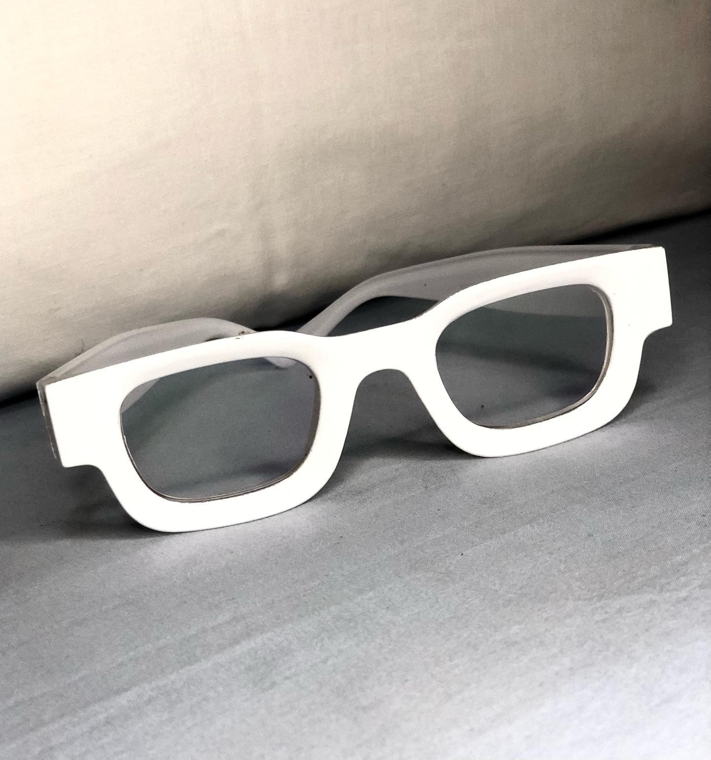 Picture of Small Frame Sunglasses Men Women Vintage Square Sun Glasses Brand Designer Concave Mirror Black Eyewear Shades UV400 Picture of Small Frame Sunglasses Men Women Vintage Square Sun Glasses Brand Designer Concave Mirror Black Eyewear Shades UV400