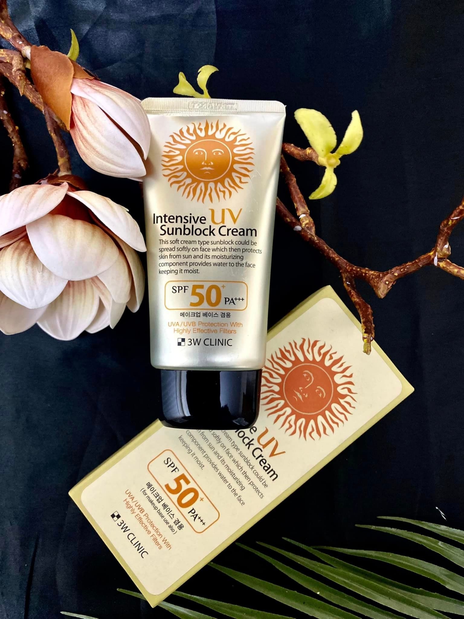 Picture of 70 ml 3W Clinic Intensive UV Sunblock cream International Korean product used for male female