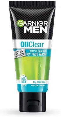 Picture of 50 ml Garnier Men Oil Clear Deep Cleansing Icy face wash Indian product used for male