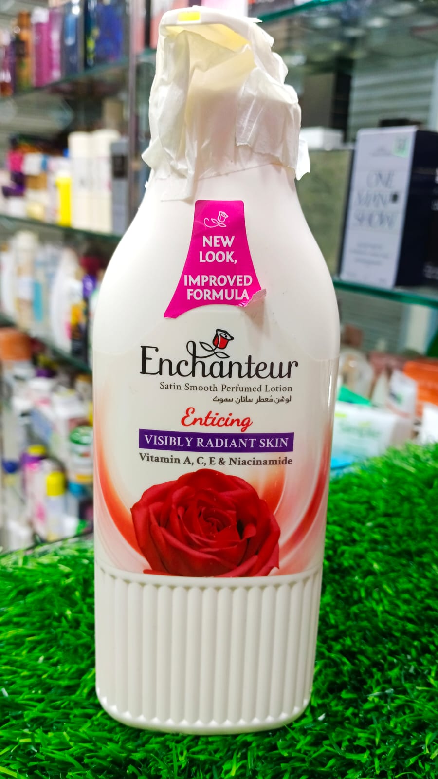 Picture of 500 ml Enchanteur Enticing BODY LOTION International Malaysian product used for male/female Picture of 500 ml Enchanteur Enticing BODY LOTION International Malaysian product used for male/female