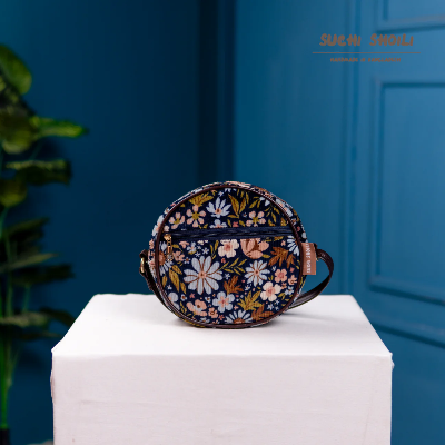Picture of Dusky Bloom OrbChic Round Bag Picture of Dusky Bloom OrbChic Round Bag