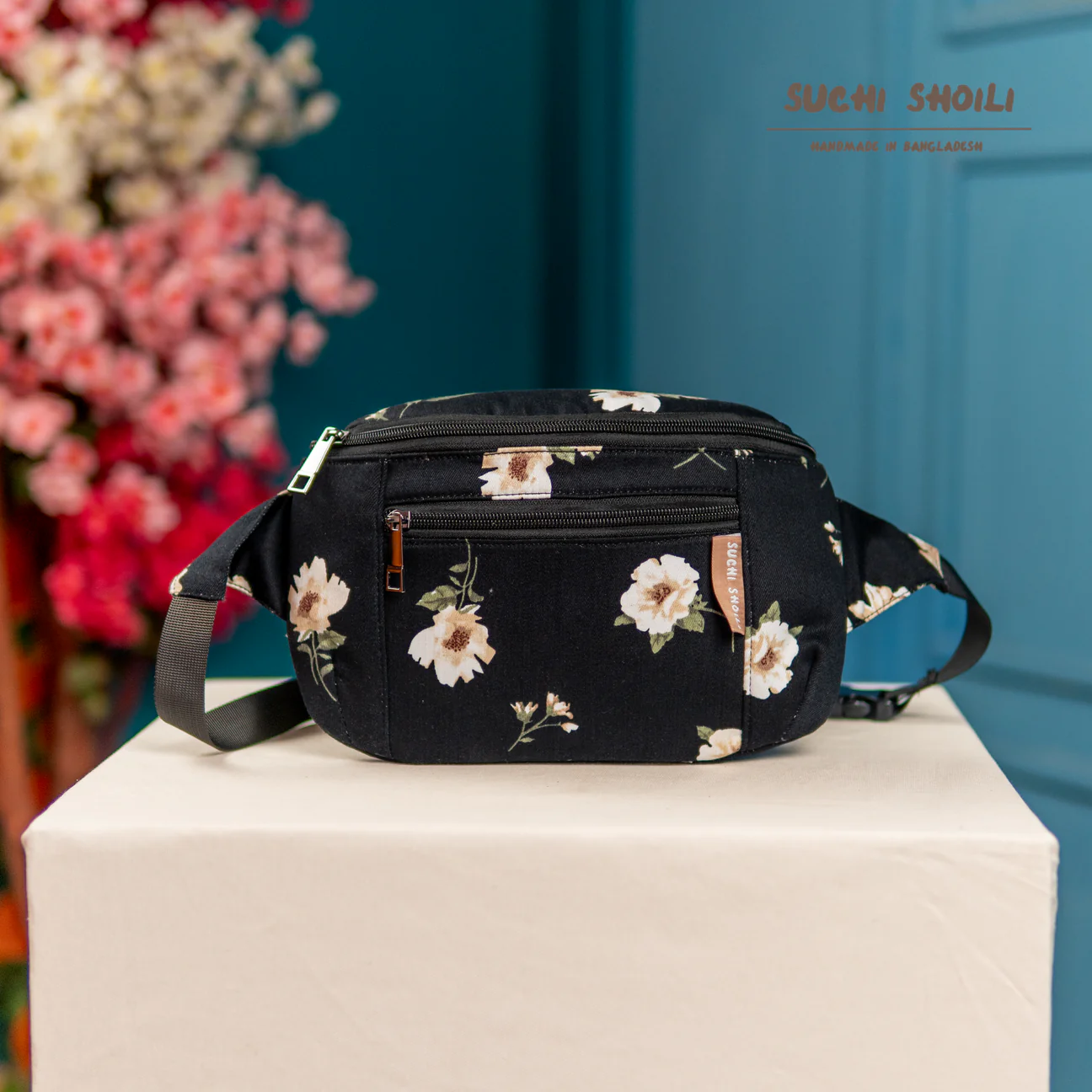 Picture of Mini Floral Blush Suzana Fanny Pack Picture of Mini Floral Blush Suzana Fanny Pack