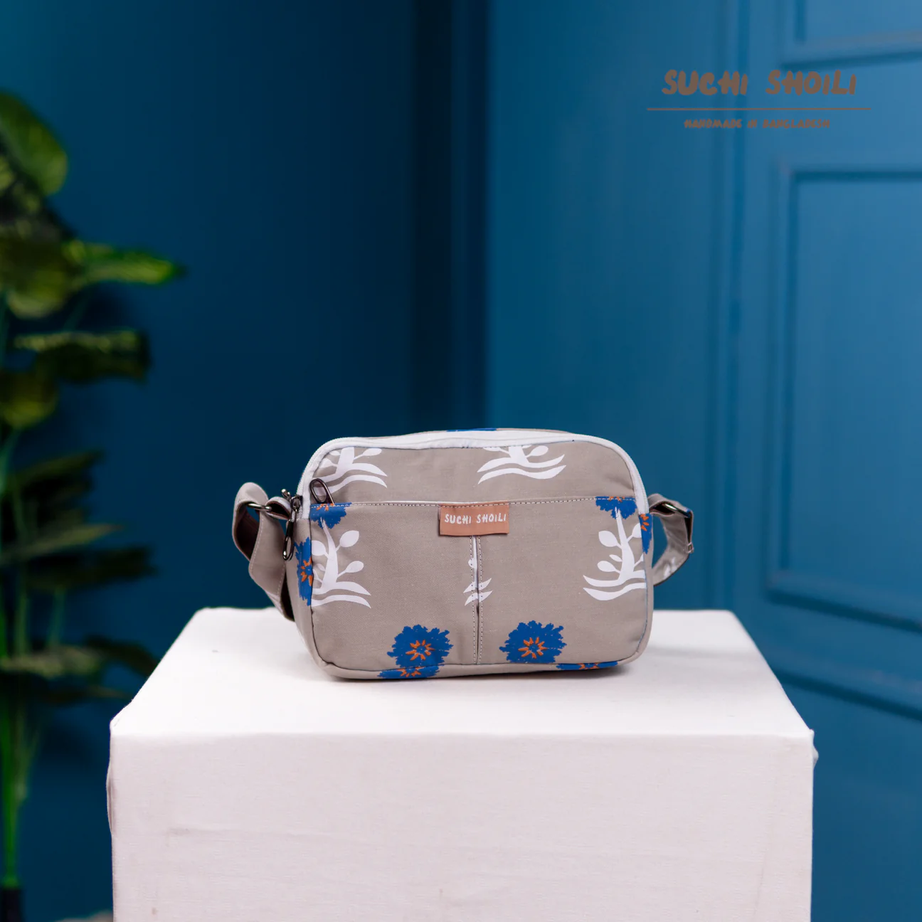 Picture of White n Blue Flower Pattern  Rupa Double Chamber Crossbody Bag Picture of White n Blue Flower Pattern  Rupa Double Chamber Crossbody Bag