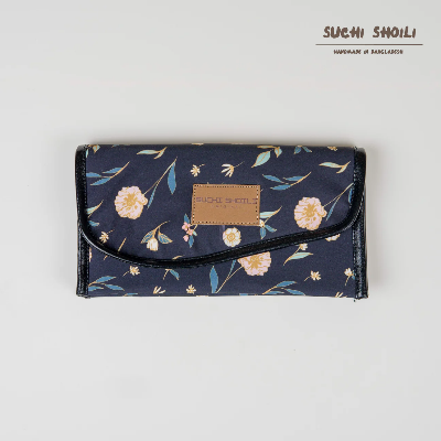 Picture of Wild Garden Nokshi Triple Chamber Money Purse Picture of Wild Garden Nokshi Triple Chamber Money Purse