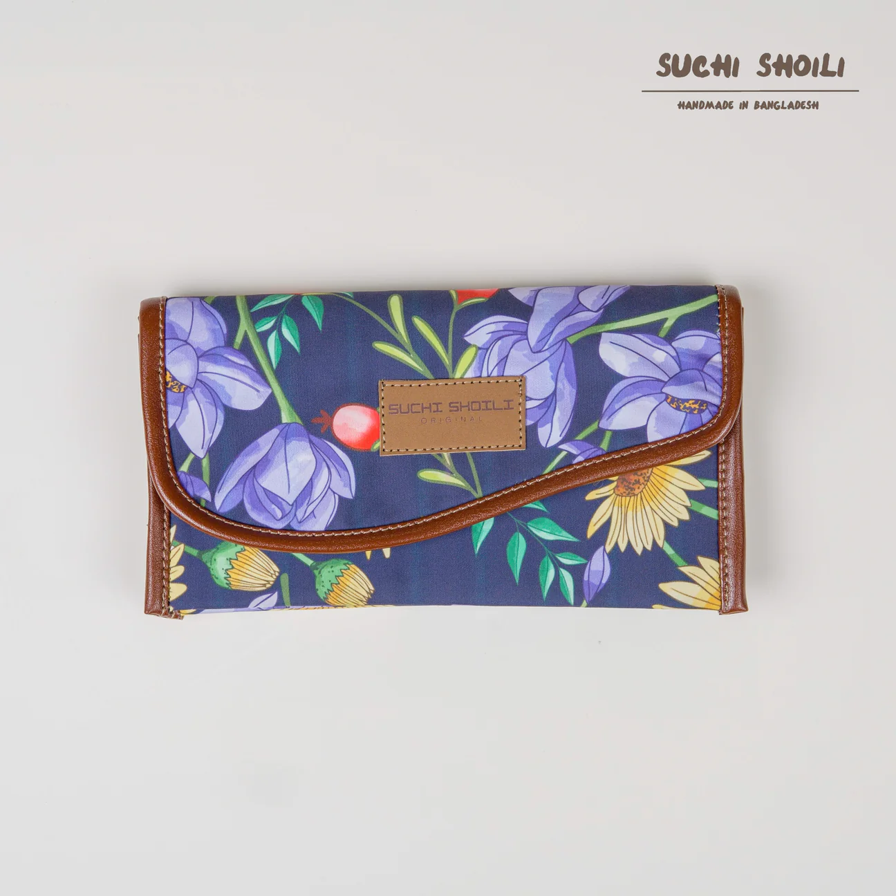 Picture of Tropical China Floral Nokshi Triple Chamber Money Purse Picture of Tropical China Floral Nokshi Triple Chamber Money Purse
