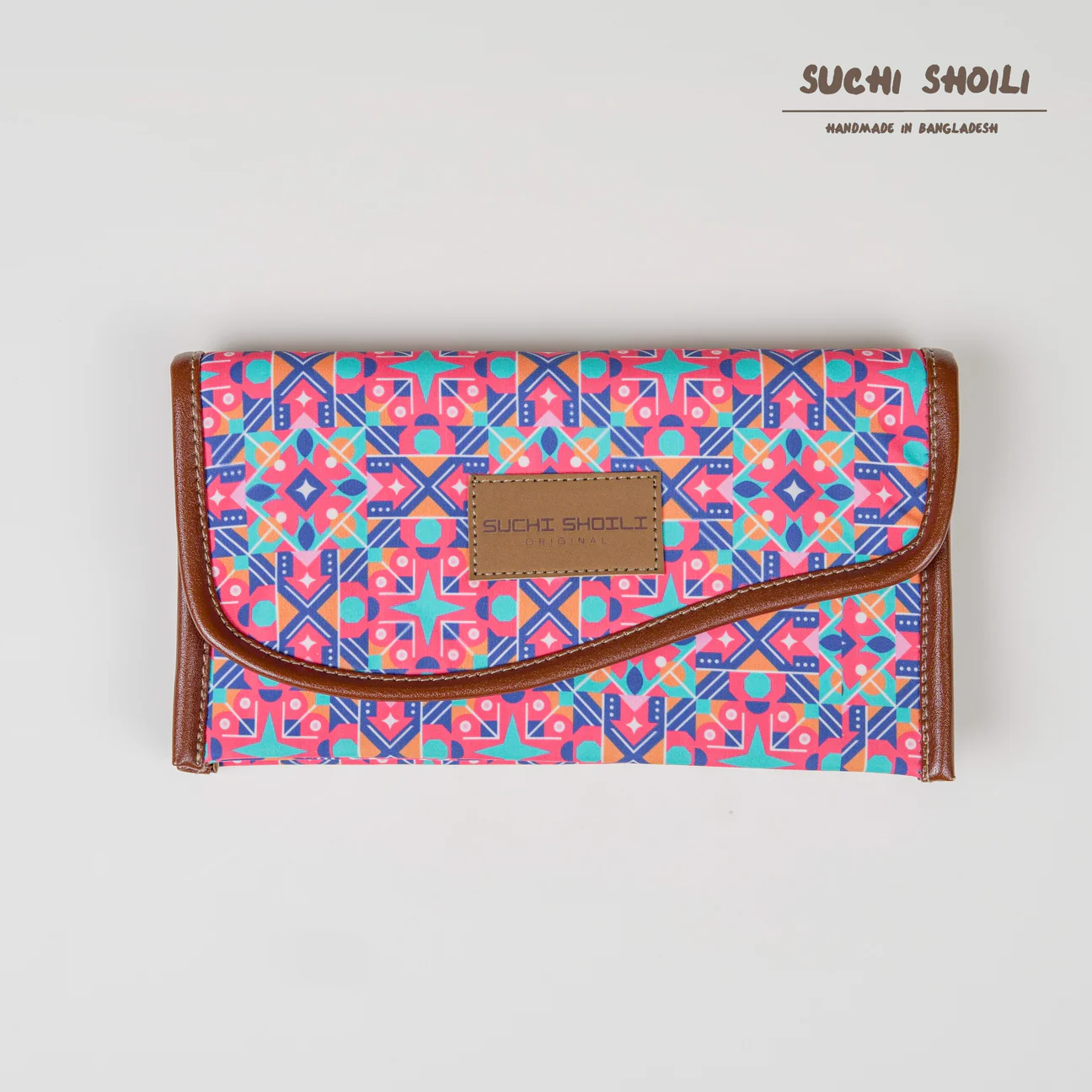 Picture of Pink Vector Nokshi Triple Chamber Money Purse Picture of Pink Vector Nokshi Triple Chamber Money Purse