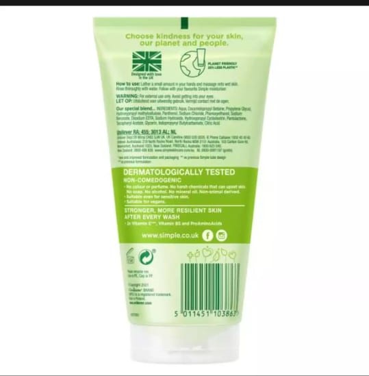 Picture of International UK product refreshing facial wash 150ml