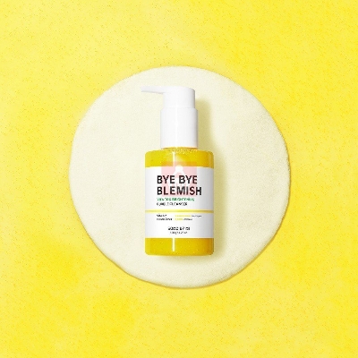 Picture of International Korean Product Skin care SOMe BY MI Bye Bye Blemish vita tox Brightening Bubble Cleanser used for male/female - 120 gm