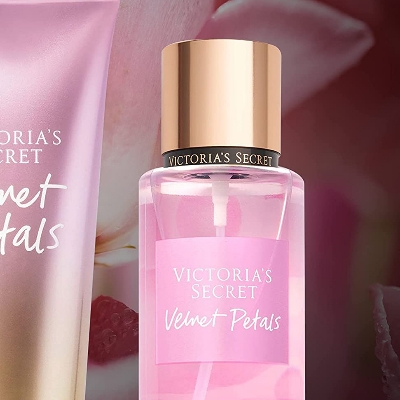 Picture of International USA product Body perfume party scent VICTORIA'S SECRET Velvet Petals Used for female - 250 ml