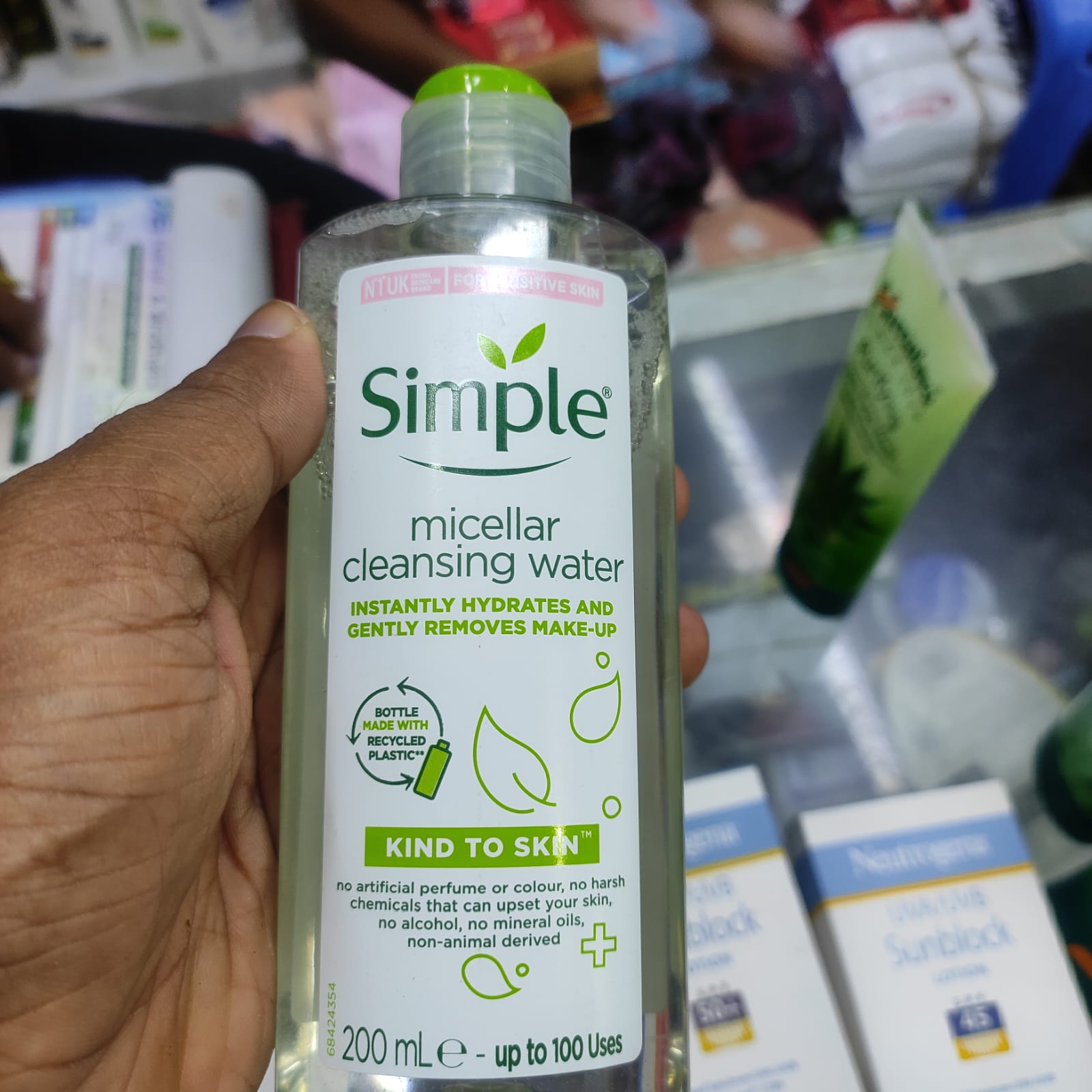 Picture of Simple Kind To Skin Micellar Cleansing Water Size: 200ml