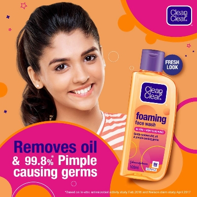 Clean & Clear Foaming Facewash for Oily Skin 150 ml IDConline shop bangladeshothoba.com