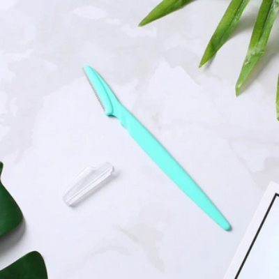 Picture of Tinkle 3pcs Colorful Eyebrow Trimmer Face Hair Razors Women Eyebrow Shaver Hair Removal Makeup Tools Picture of Tinkle 3pcs Colorful Eyebrow Trimmer Face Hair Razors Women Eyebrow Shaver Hair Removal Makeup Tools