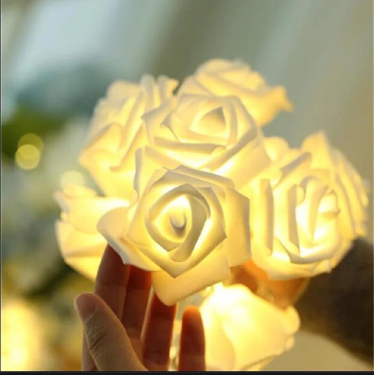 Picture of Rose fairy light - 20pcs golden Led rose light Picture of Rose fairy light - 20pcs golden Led rose light