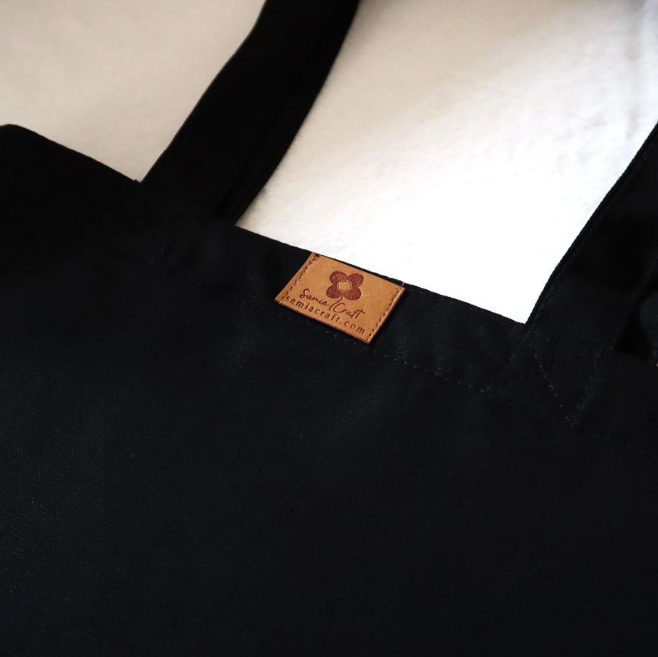 Picture of Premium Canvas Zipper Tote Bag for Women – Ideal for College, Gym, Beach, and Everyday Essentials