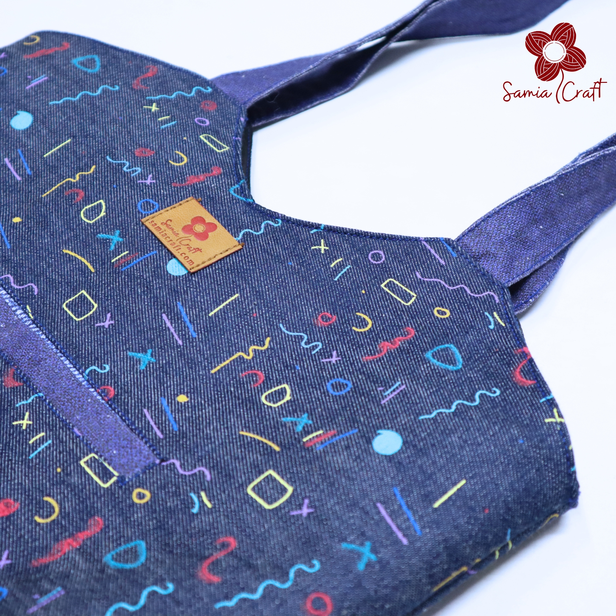 Picture of Samia Craft Modern Minimalist Carryall Women's Canvas Tote Bag with Zipper & Outside Pocket – Fashionable & Eco-Friendly