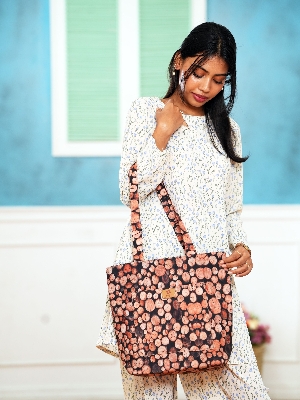 Picture of Woodpile Printed Fashionable Stylish Top Handle Bags for Women and Girls Modern Lifestyle Large Capacity Vanity Side Bag Picture of Woodpile Printed Fashionable Stylish Top Handle Bags for Women and Girls Modern Lifestyle Large Capacity Vanity Side Bag