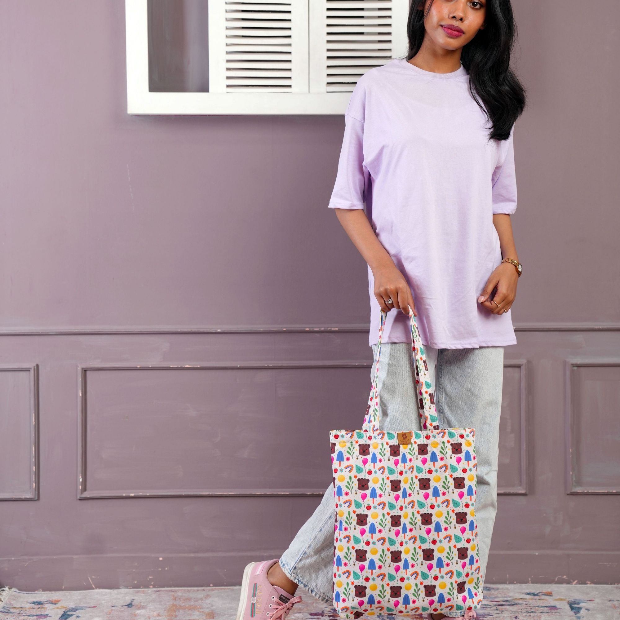 Picture of SamiaCrafts Elegant Tote Bag with High-Quality Zipper: Cute Bear Summer Printed Tote Bag