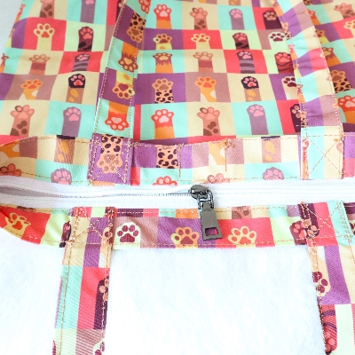 Picture of SamiaCrafts Stylish Long-Handled Tote Bag with Zipper: Cats Paws Set Printed Tote Bag Picture of SamiaCrafts Stylish Long-Handled Tote Bag with Zipper: Cats Paws Set Printed Tote Bag