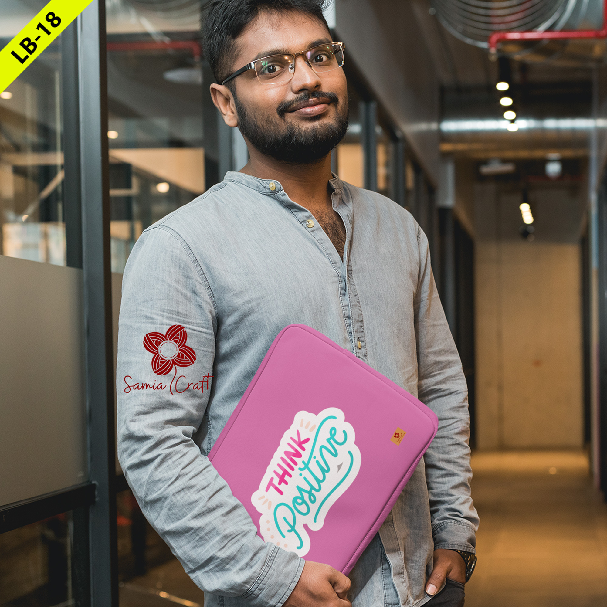 Picture of SamiaCraft Premium Quality Mac Laptop Pouch and Case for 14/15-Inch Notebook - Protective Cover Picture of SamiaCraft Premium Quality Mac Laptop Pouch and Case for 14/15-Inch Notebook - Protective Cover