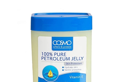 Picture of International Dubai Product cosmo cosmetics 100% Pure Petroleum Jelly Vitamin E-300ml
