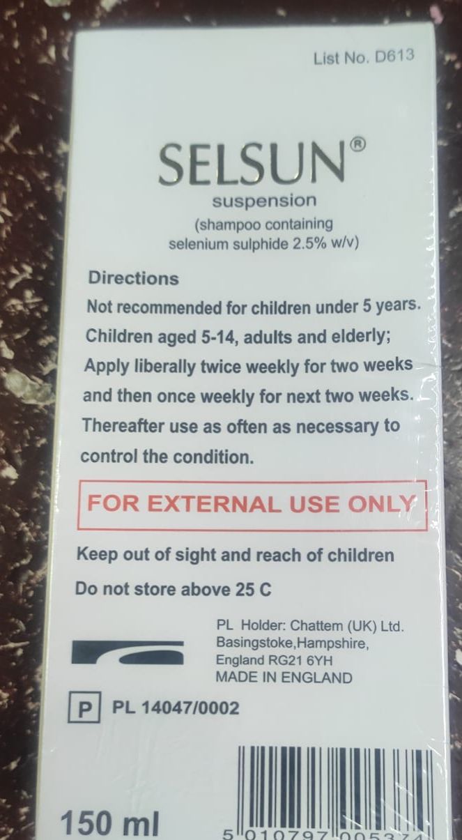 Picture of International UK Product Selsun Suspension shampoo containing selenium sulfide 2.5% w/v ketoconazole 1% -150ml