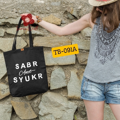 Picture of SamiaCrafts Extra Spacious Zipper Canvas Tote Bag for Women – Great for College, School, Beach, & Shopping Picture of SamiaCrafts Extra Spacious Zipper Canvas Tote Bag for Women – Great for College, School, Beach, & Shopping