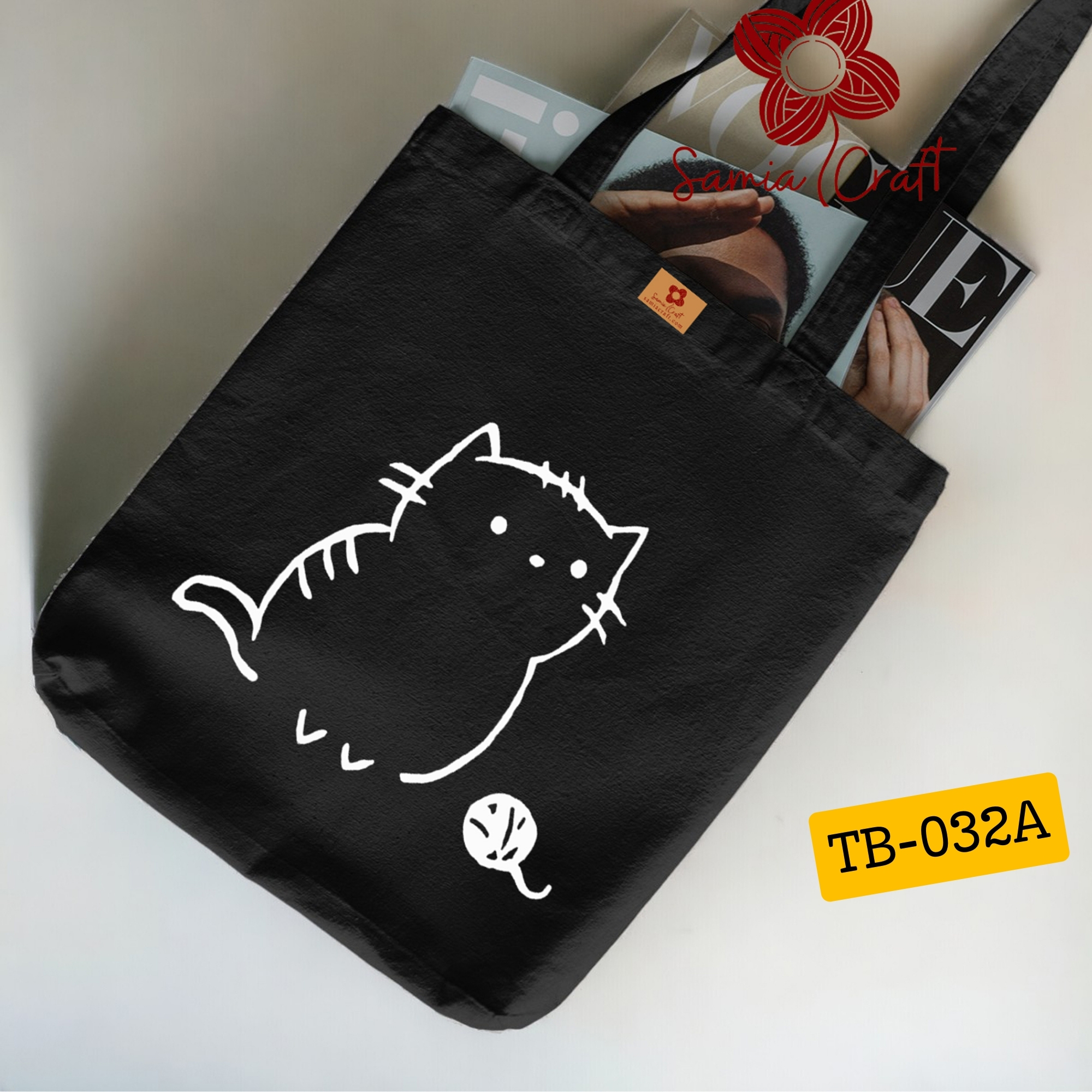 Picture of Premium Canvas Zipper Tote Bag for Women – Ideal for College, Gym, Beach, and Everyday Essentials Picture of Premium Canvas Zipper Tote Bag for Women – Ideal for College, Gym, Beach, and Everyday Essentials