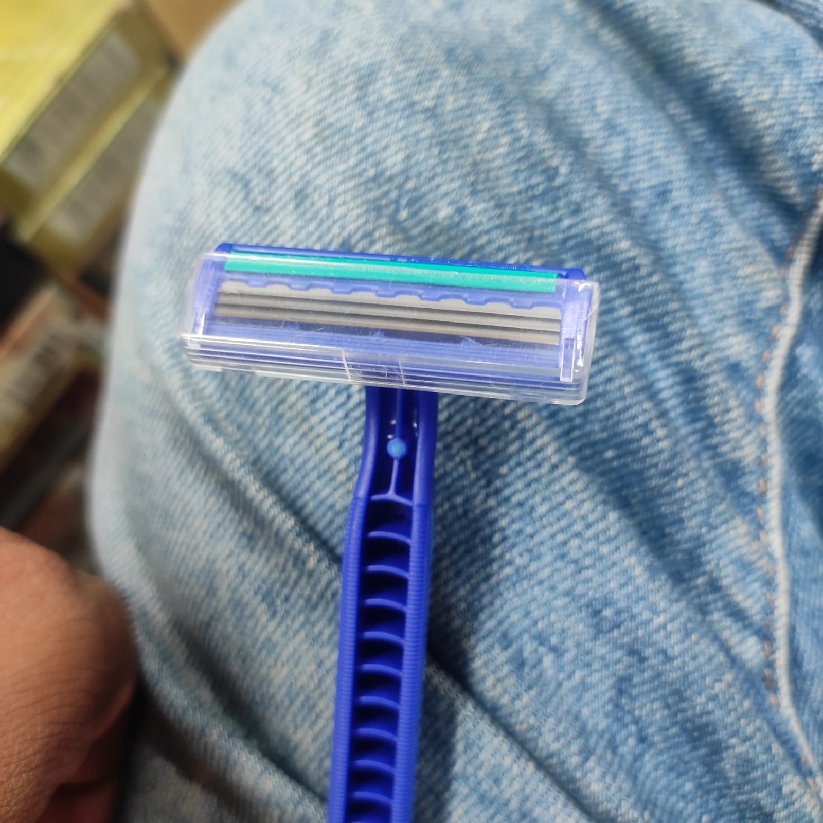 Picture of Meesh Men Shaving Razor Body Hair Removal