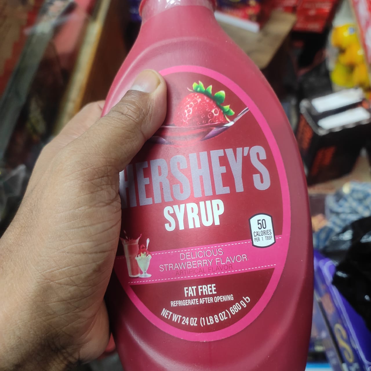 Picture of Hershey'S Strawberry Syrup-680ml