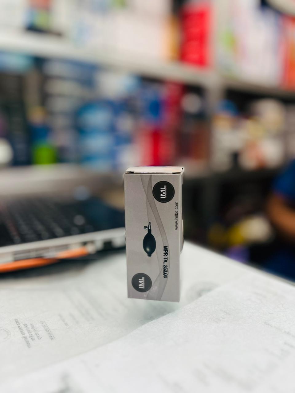 IML Medical Rubber Pump Bulb with Valve balck cular