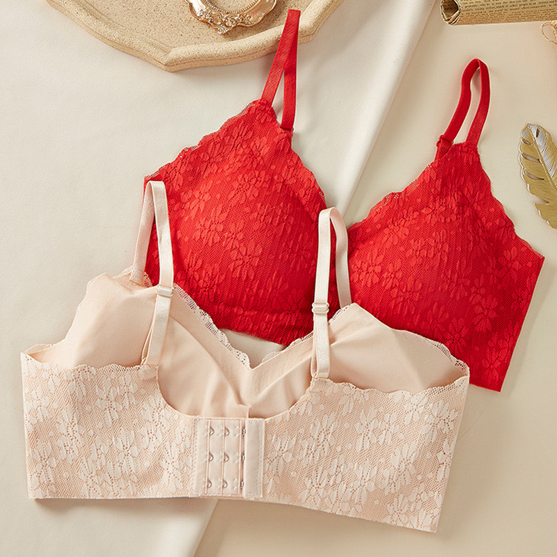 Picture of Women Comfortable Wire-Free Lace Push-Up Seamless Breathable Bra