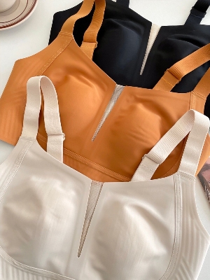 Picture of Wireless Large Size Ladies Underwear Senseless Bra Light Ultra Thin Chest Pads New Styles extra premium sports bra