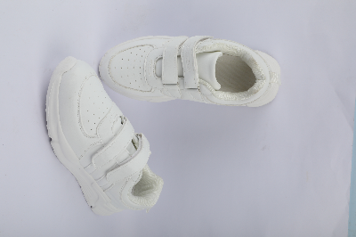 Picture of School sports shoe White