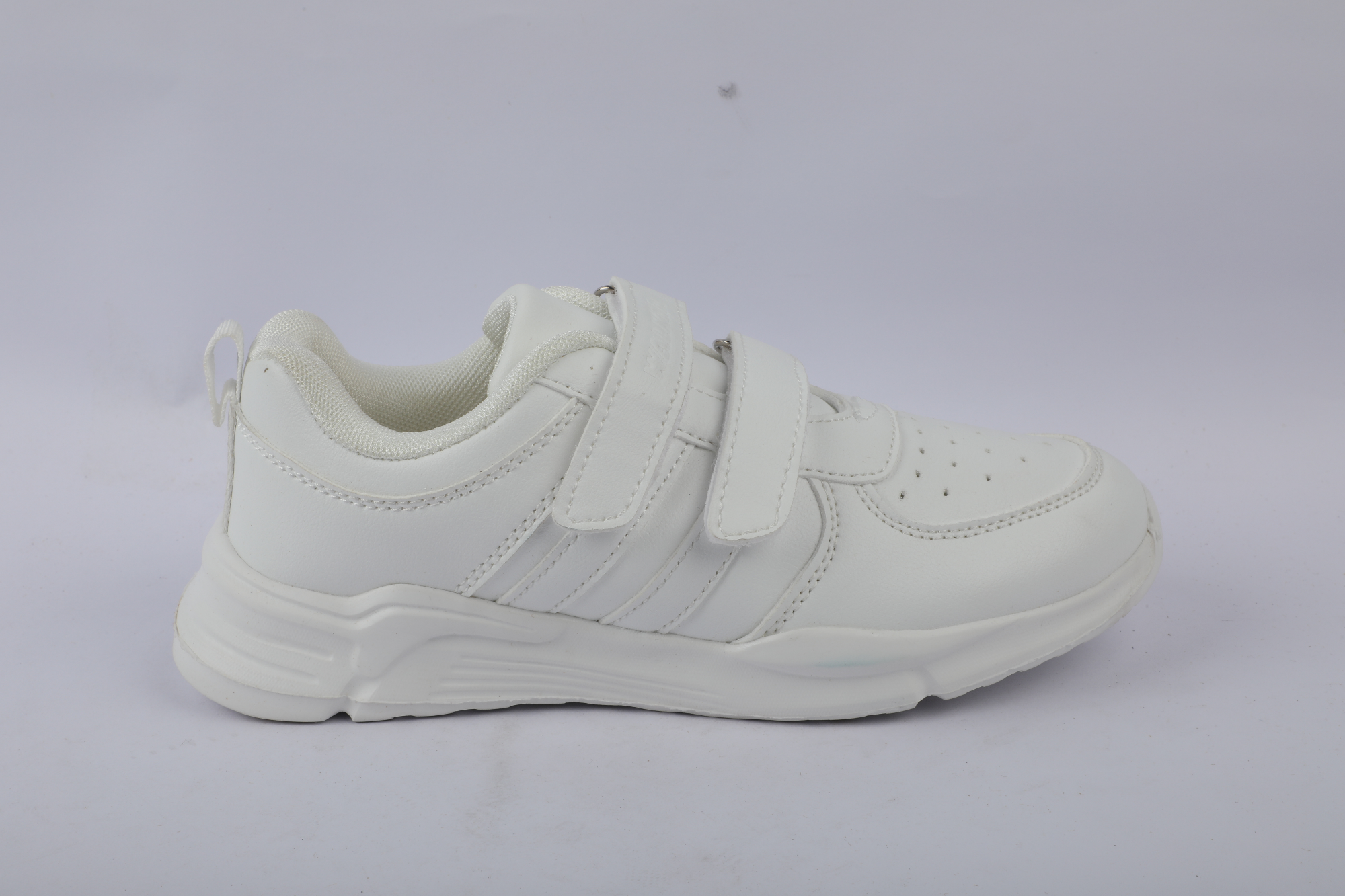 Picture of School sports shoe White