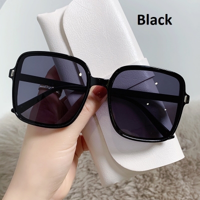 Picture of Stylish Fashionable Square Sunglasses For Women - Sunglasses For Women