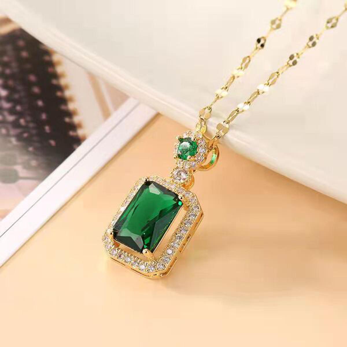 Picture of Double Stone luxury Clavicle Chain Design Neckless for Stylish Girls or Women