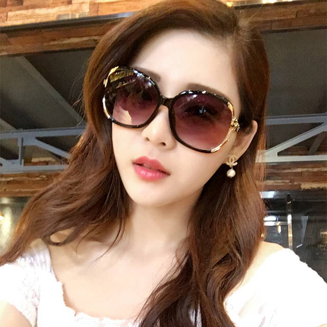 Picture of Stylish Flower Design   Sunglass for Women Picture of Stylish Flower Design   Sunglass for Women