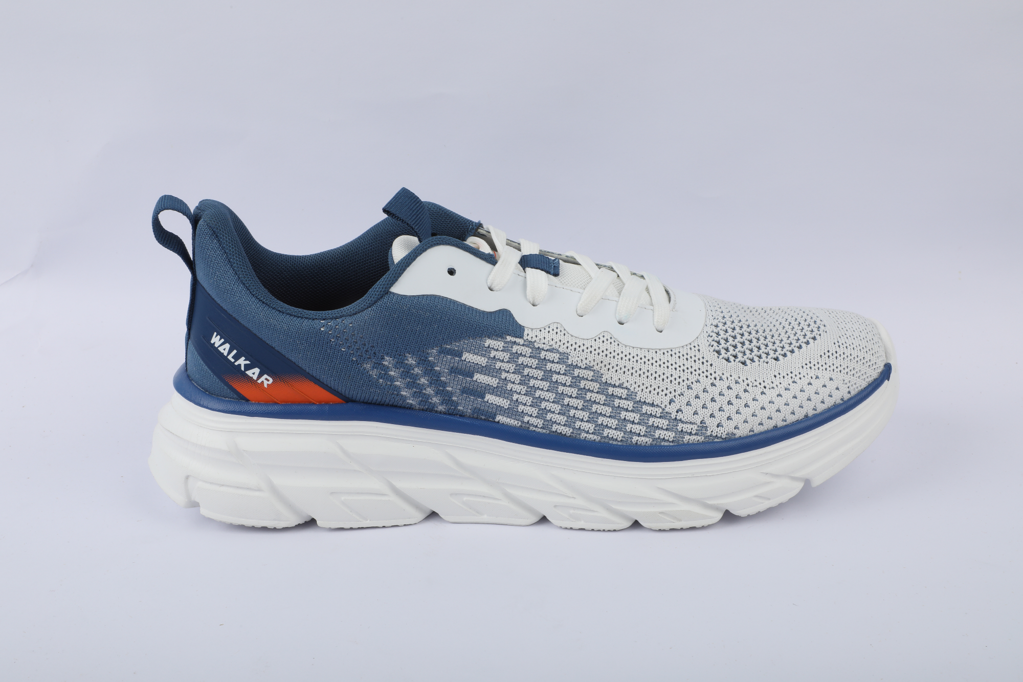 Picture of Mens sports shoe Grey CKD 843300075